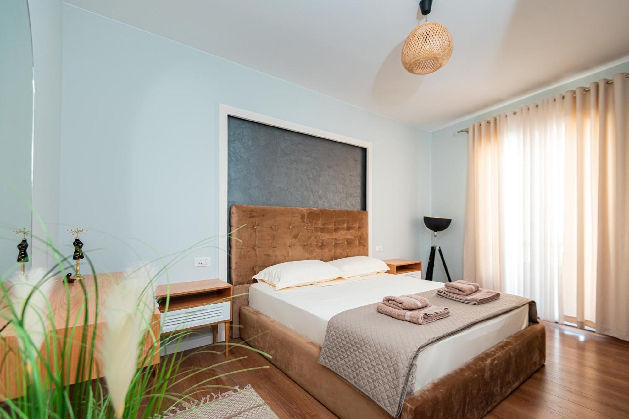 Vivi'S Seaside Apartment Durres Ngoại thất bức ảnh