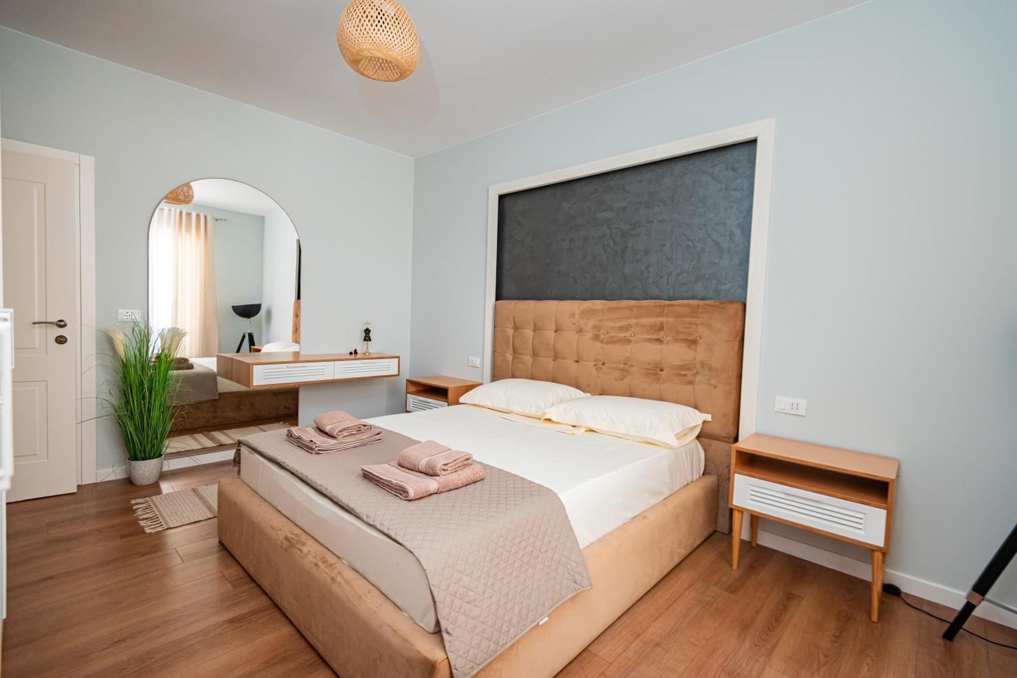 Vivi'S Seaside Apartment Durres Ngoại thất bức ảnh