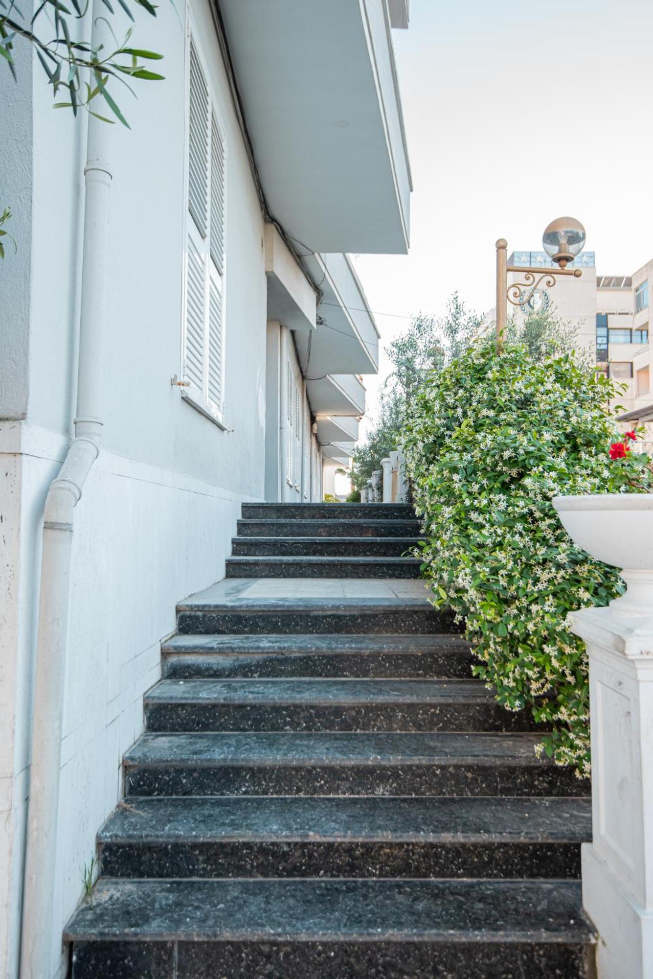 Vivi'S Seaside Apartment Durres Ngoại thất bức ảnh
