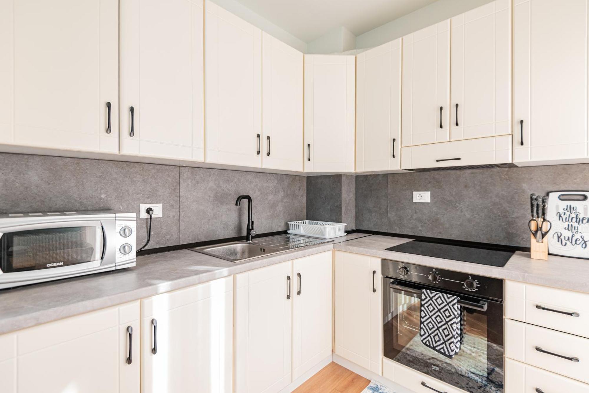 Vivi'S Seaside Apartment Durres Ngoại thất bức ảnh